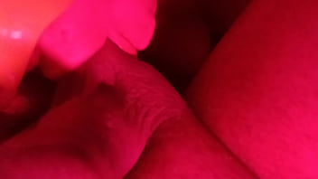 Me quede sin money y la dueña del bar me invito a su habitación especial me chupo la verga hasta tragarse mi leche semen por dinero 1