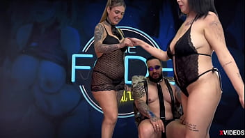Estreando no the fode com casal dna a novinha grazi sabbath a safadinha apronto muito e quis ser fodida logo cheia de fogo