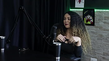 Falou sobre sua coleção de peixes se diverte com a humilhação entrou na pornografia por falta do que fazer - charlottye watch sheer red