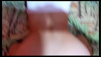 La nena mas dura del bloque de hermosas nalgas y estupendas pierdas follada por su hermanastro de 18yo cum sex