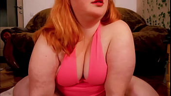 Webcum bbw shows off her big curves from under her dress