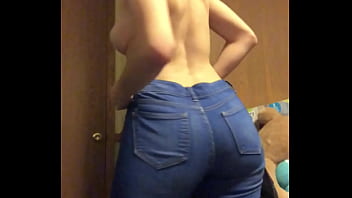 Fat ass bitch trying jeans