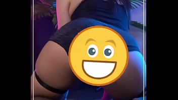 Retos hot con fabii puffle karalove21g y fungi witch ¿beso de tres o shot #osecaga #bashgirls #onlyg