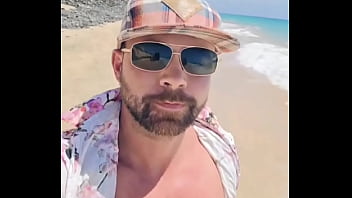 Last stroll on the beach and now time to go home i'm looking to get some colabs booked in over the strai
