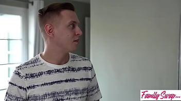 Swap says "i can't stop thinking about fucking you both"