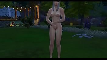 I masturbate for you while completely naked in a park