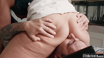 Busty jennifer white is frustrated she cant land a job and lashes out to her been nothing but kind to her and she makes it up with sex