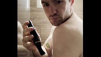 I trim my sweaty hairy armpits chest and arms after the gym to prepare for a photoshoot next week behind the scenes