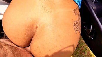 I love showing off in public places and especially when there's a big dick to fuck my ass this is just a little bit of this adventure full video on premium luna oliveira e vagninho