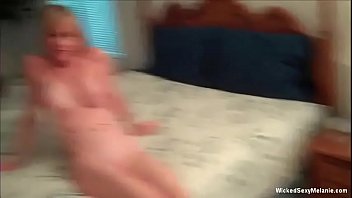 Amateur gilf likes the rough sex