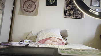 Punkloka - em casa trampando no camera prive quer ver completo no angulo certo chama no provacy pesquise o nome