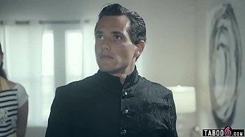 Young brunette housewfe gets laid in the future