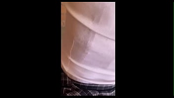 La divinidad encontrada en un culo tan perfecto con jugoso coño de joven hermosa de 18yo es follada bien rico por su hermanastro