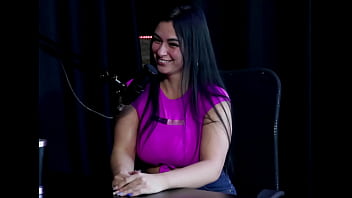 Grava bastante fetiches teve experiência com mulher em atendimento se cansou de levar chifres e decidiu voltar ao pornô com o marido - angel baronesa sheer red
