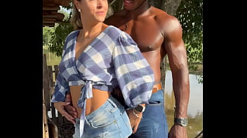 Negão bbc caseiro fode casada patroa hotwife na fazenda gato preto rei dos casais cucloud hotwife video completo xvideored ou sheer link no banner do perfil subscreva-se no perfil