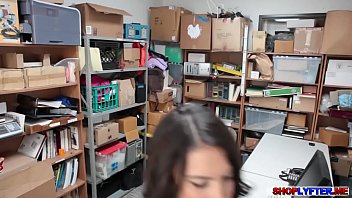 Horny babe kenzie reeves loves a thick cock in her