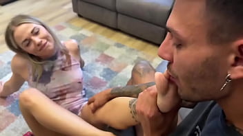 Amanti dei piedini retwitta per altri video così goran abramovic #feet #feetworshi̇p #feetfetısh #footfetısh