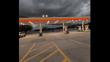Storms rolling in anyone on here an actual storm tornado chaser i'm dead serious about that too my step mom and i used t
