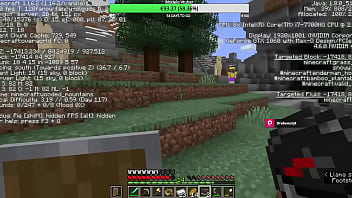 Joven d es comprada por conquistador español en miencraft mientras juega con su novio de chill
