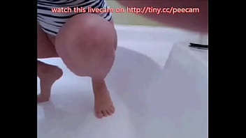 Webcam pee girl50