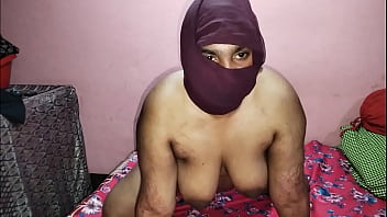 Make-up guy fucks hot indian model client hard at home makeup wale ne kiya clint chudai with hindi audio voice
