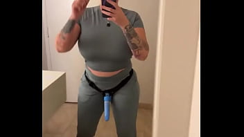 I swear if i had a dick i’d be out of control feel like i got my super hero cape on i’m goofy fuck it