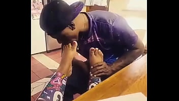 I love sucking toes especially when they painted white #toes #whitetoes #lickingtoes #footfetısh #ebonyfeet #suckingherto