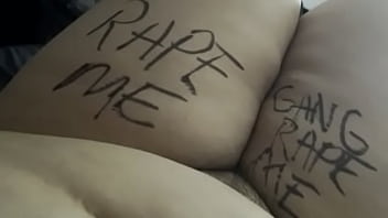 Elisa exposed - soaking wet for dark kink