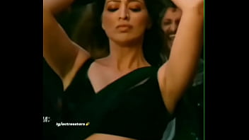 Lakshmirai navel challenge