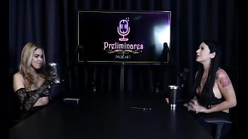 Gosta de novinho uniu os conteúdos com seus estudos pediram pra ela mostrar a buceta e o cu nunca foi para casa de swing e tem uma pessoa especial - luuh barbosa sheer red