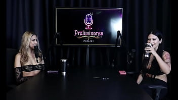 Gosta de novinho uniu os conteúdos com seus estudos pediram pra ela mostrar a buceta e o cu nunca foi para casa de swing e tem uma pessoa especial - luuh barbosa sheer red