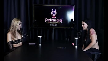 Gosta de novinho uniu os conteúdos com seus estudos pediram pra ela mostrar a buceta e o cu nunca foi para casa de swing e tem uma pessoa especial - luuh barbosa sheer red