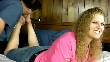 Britt shapiro is 6'2" size 12 and was brand new to foot fetish she thought it was strangely humorous and had never had h