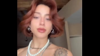 Streamer chilena en historias de instagram