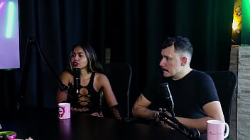 Viveram uma vida oculta no começo pegavam todo mundo em baladas e tinha medo nos atendimentos - casal kaliente sheer red