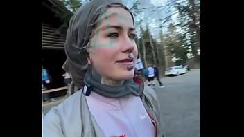 Its so crazy that this experience is just a side story on my social media platforms but i runned a marathon at this backy