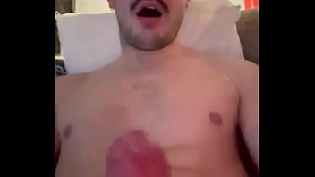 I love a good cumshot don’t you #cumshot #cum #cumshow #gayjerk #gaycum #hugeload #massiveload #bigdick #hugedick #twi