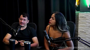 Melhores momentos da casal kaliente no preliminares podcast com bia hot - parte 1 watch sheer red