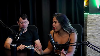 Tiveram curiosidades com a putaria saíram para as baladas o viado queria dar para o marido e descobriram a cura gay - casal kaliente watch sheer red