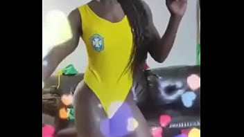 Fernanda chocolate na telinhaum espetáculo de mulherpra esquentar o clima de hexa já disponível no