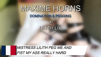 J’ai rendez-vous avec lilith lix et elle n’a pas perdu de temps pour me faire goûter à sa domination son énor