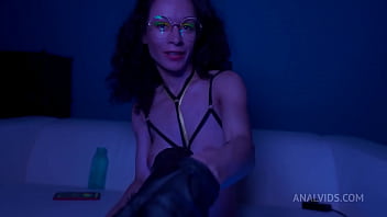 Next anal destination is fuck machine - wrecked ass anal destruction non-stop for slutty bitch stacy bloom sbs070