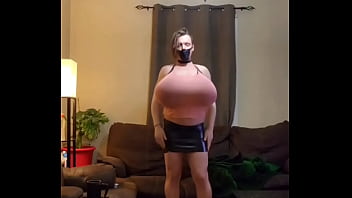 I find myself very attractive beautiful and feminine massive boobs and sexy legs in high heels