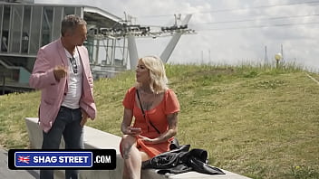 This rich sugar-daddy is always eager to pamper a hot girl like chloe savage - shagstreet by mylf