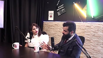 Colocou o braço na buceta safadeza da lady snow e lord kenobi no swing cast com tifany rocha - watch sheer red