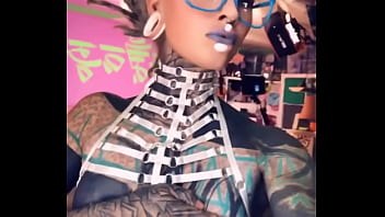 How do you like my makeup matches the glasses #makeuplooks #styledright #glassesfashion#anuskatz #annuschkatz