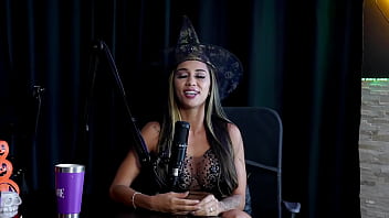 Tamanho não é documento contou sobre sua vida no exibisionismo e seus lugares preferidos para transar é - casal fada prazeres sheer red halloween