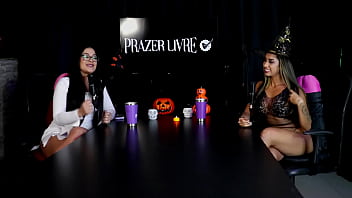Tamanho não é documento contou sobre sua vida no exibisionismo e seus lugares preferidos para transar é - casal fada prazeres sheer red halloween