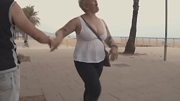 Nuria nueva madura tetona maruja real que se ha puesto en plan carpe diem a hacer locuras tenemos el video de ella fol