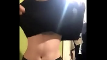 chicas sexis quitandose la ropa